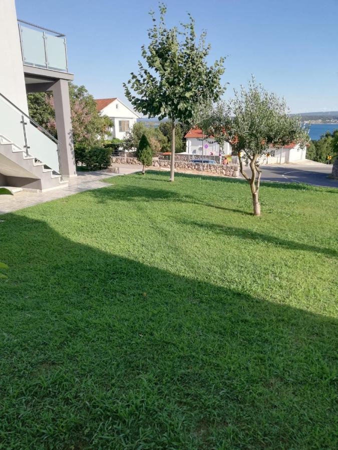Apartmani Deluxe Ясенице Екстер'єр фото