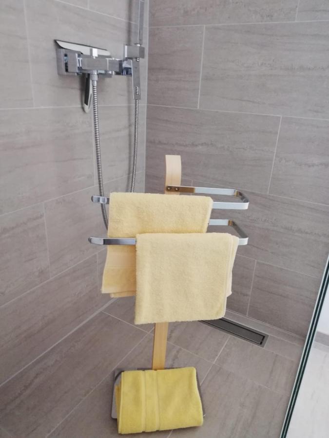 Apartmani Deluxe Ясенице Екстер'єр фото